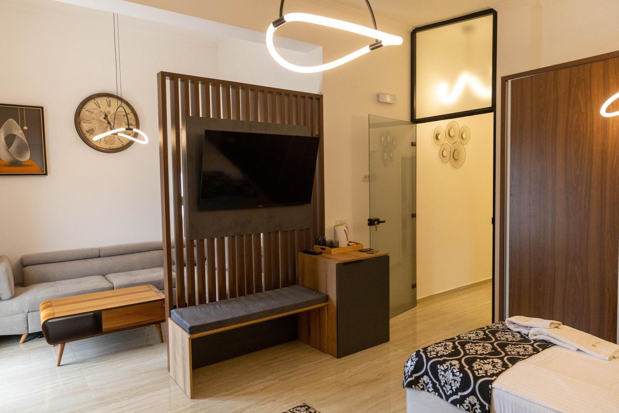 Barjaktar - Luxury Suites & Spa ウルツィニ エクステリア 写真