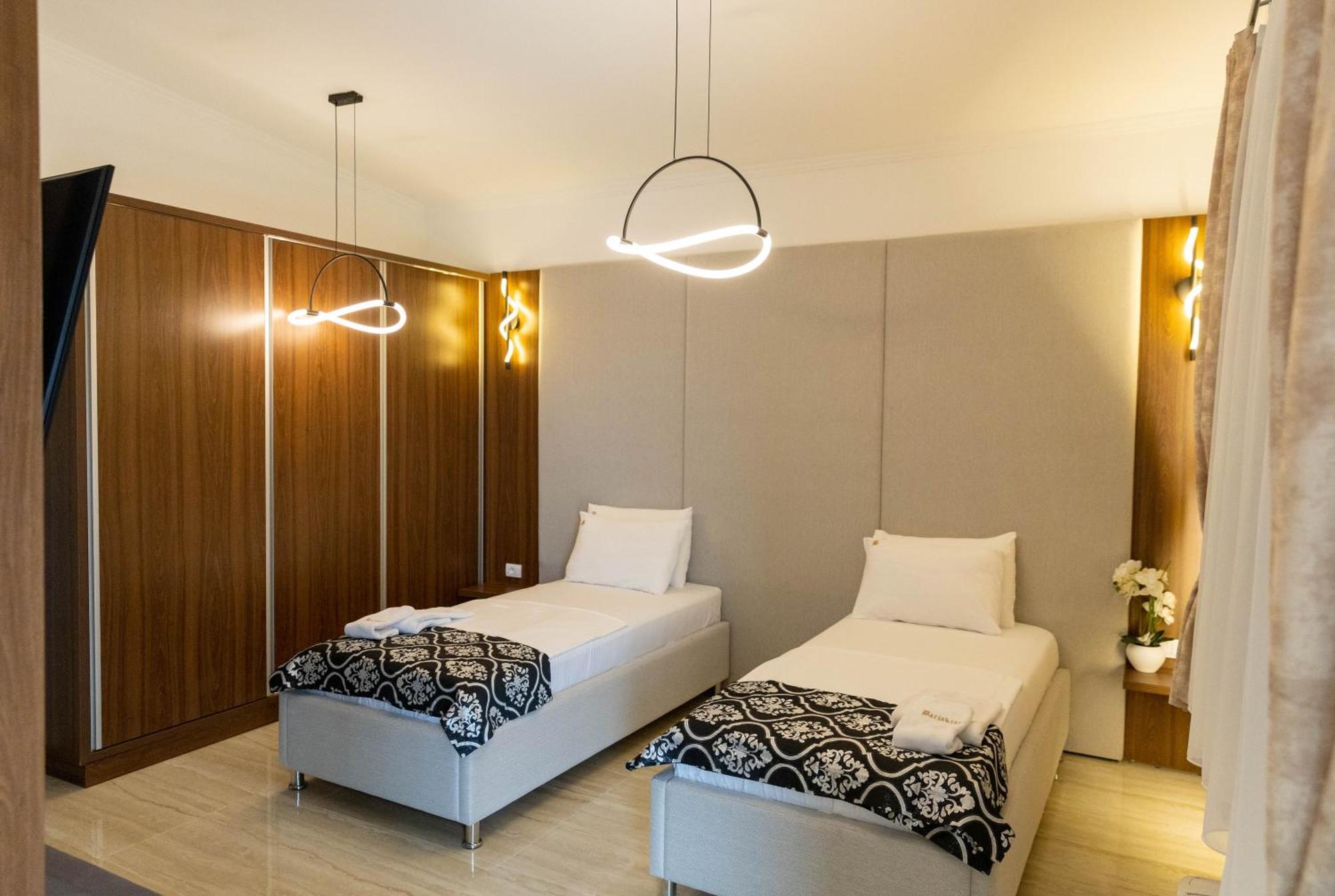 Barjaktar - Luxury Suites & Spa ウルツィニ エクステリア 写真