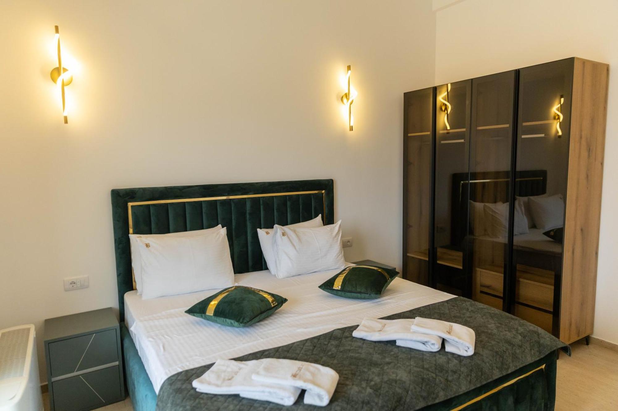 Barjaktar - Luxury Suites & Spa ウルツィニ エクステリア 写真