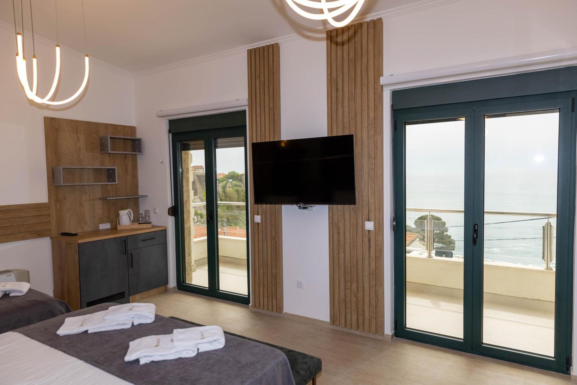 Barjaktar - Luxury Suites & Spa ウルツィニ エクステリア 写真